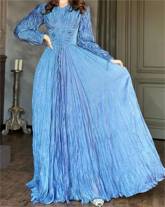 Solid Color Pleated Maxi Dress