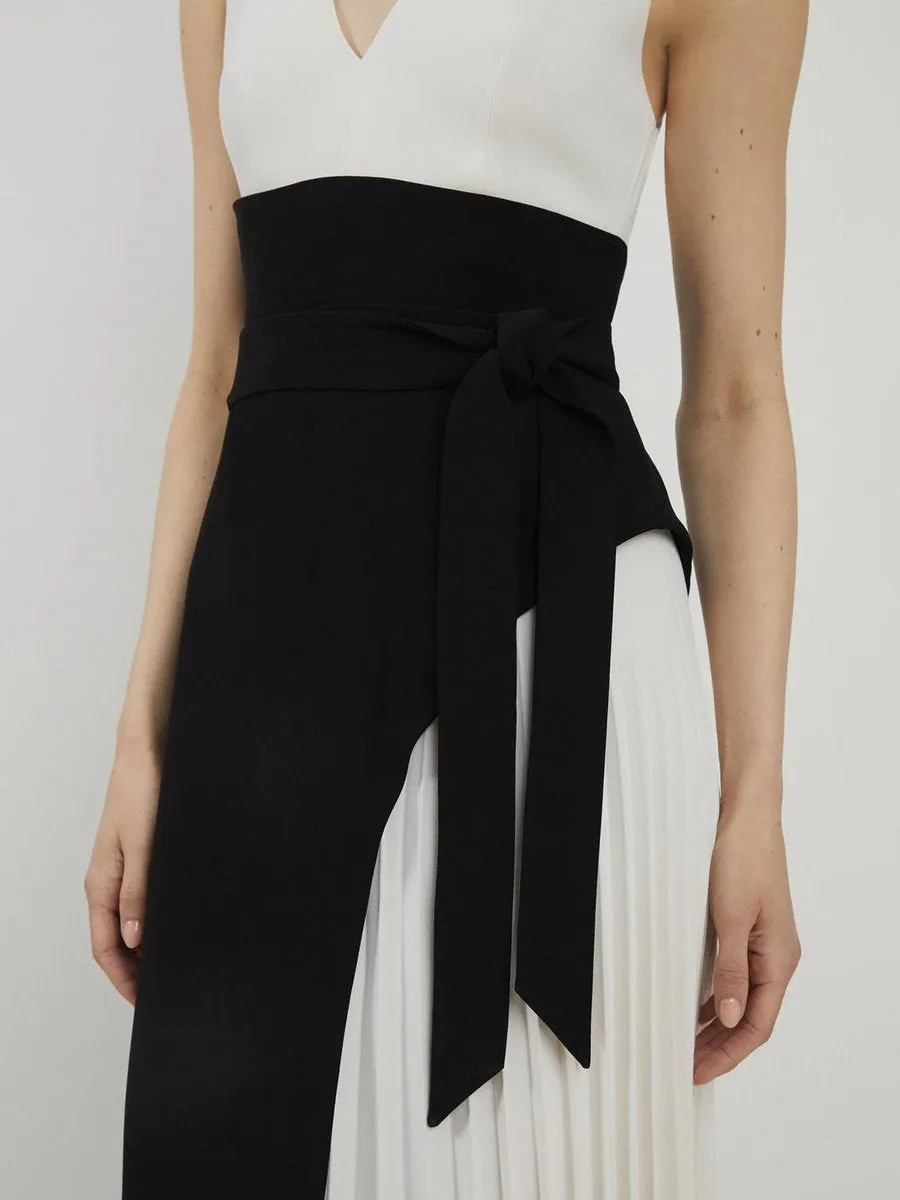 V Neck Patchwork Pleated Dress