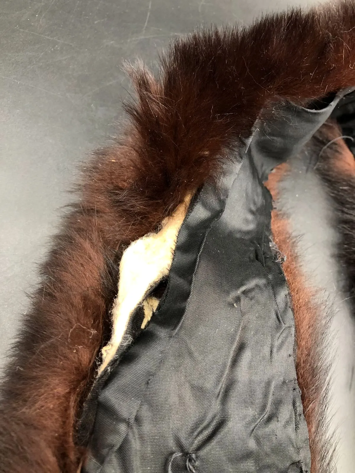 Vintage Women's Luxury Mahogany Brown Fur Neck Shawl/Collar